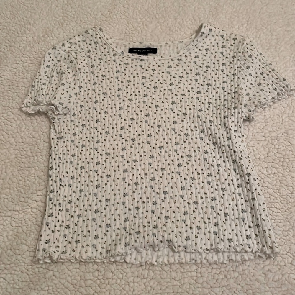 XS American eagle floral short top